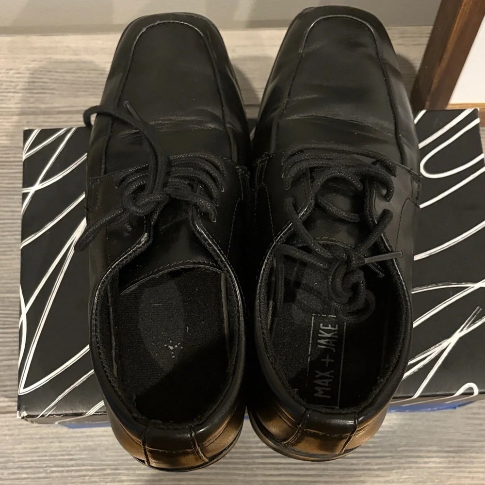 Max and Jake Black kids Dress Shoes